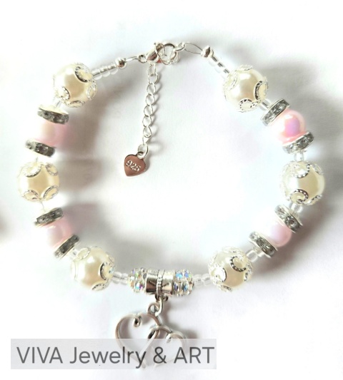 BRANSOLETKA ,,ŚNIEŻNA KRÓLOWA" Z KAMIENIA KSIĘŻYCOWEGO I SREBRA