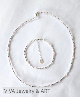 KOMPLET ,,DOTYK PIERWSZEJ MIŁOŚCI